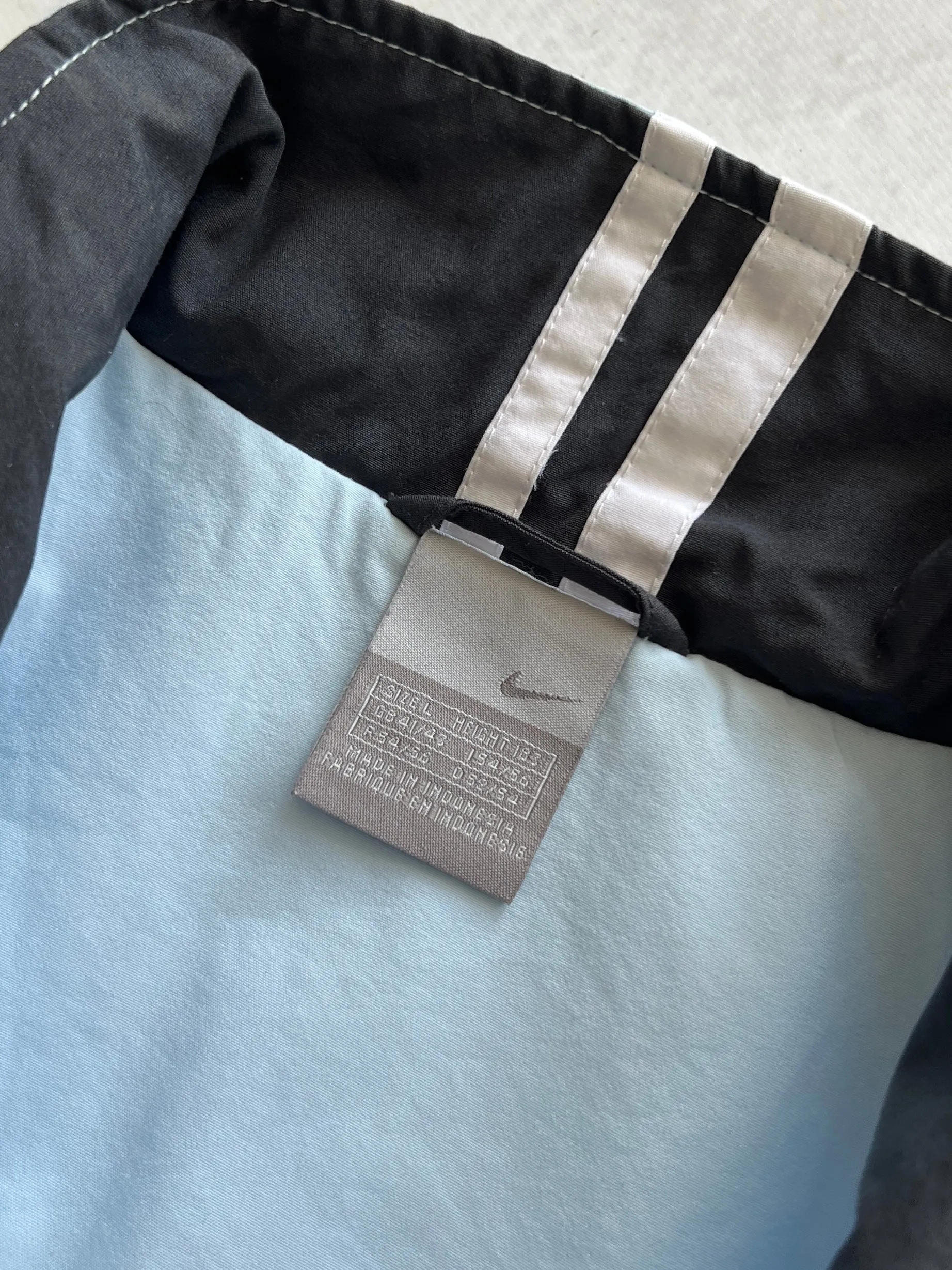 00's Nike baby blue zip up track jacket (L)