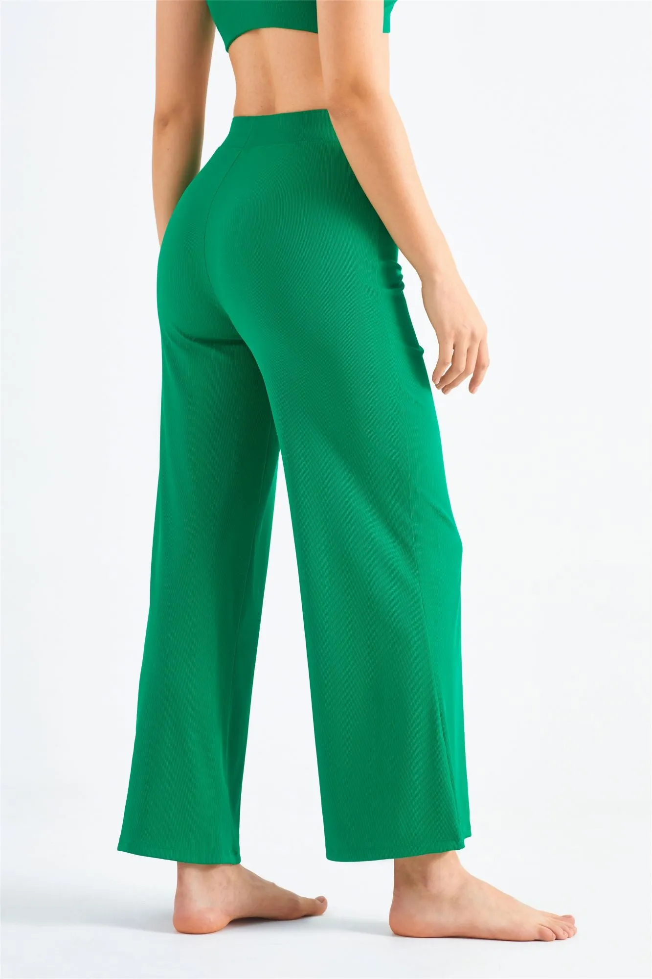 Ribbed Y-Back Sports Bra & Wide-Leg Yoga Pants Set