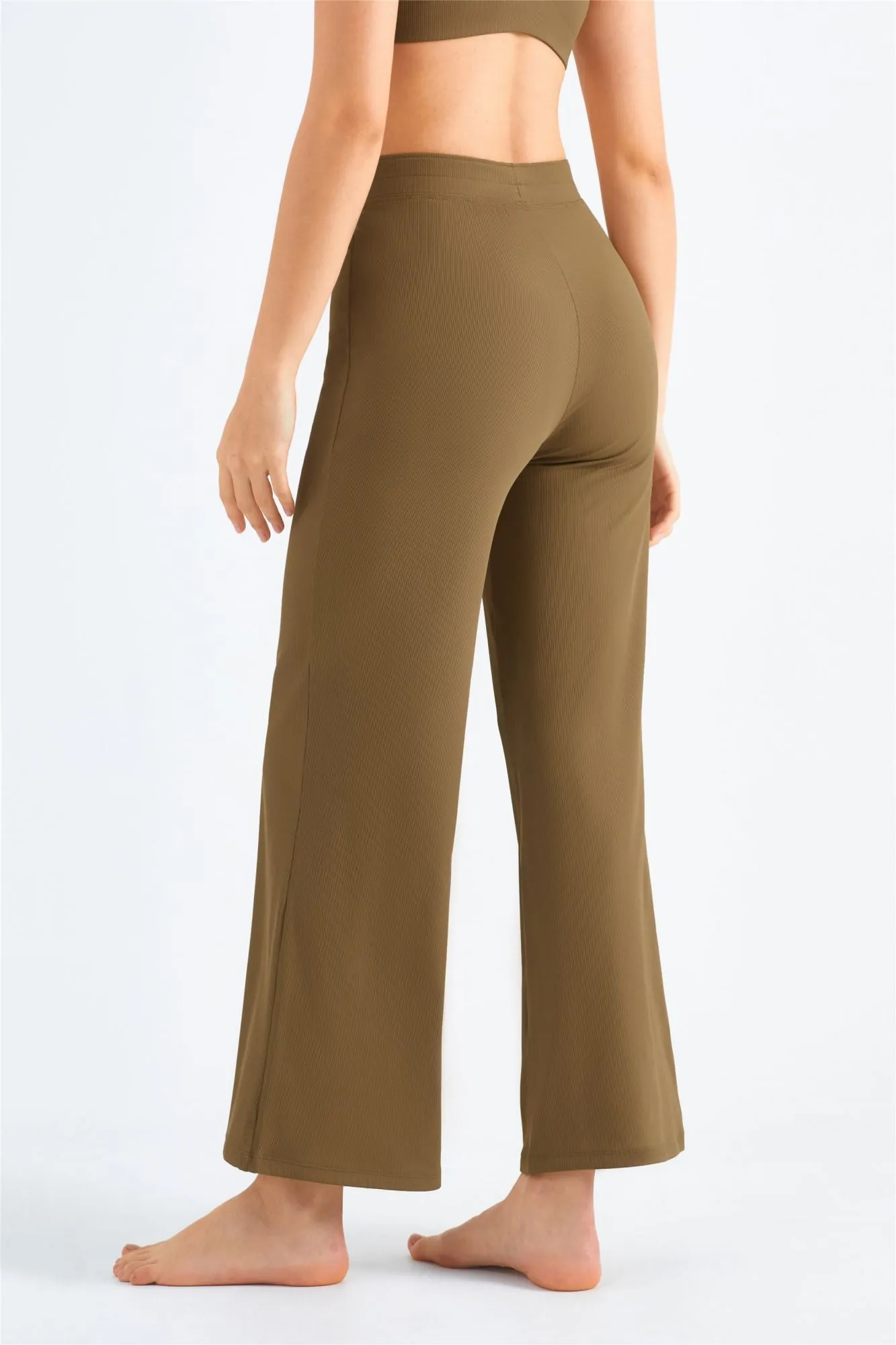 Ribbed Y-Back Sports Bra & Wide-Leg Yoga Pants Set